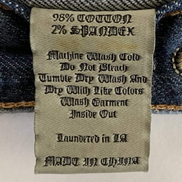 MONARCHY WOMENS SIZE 24 DISTRESSED FLARED BLUE JEANS WITH FANCY BUTTONS - Picture 6 of 6